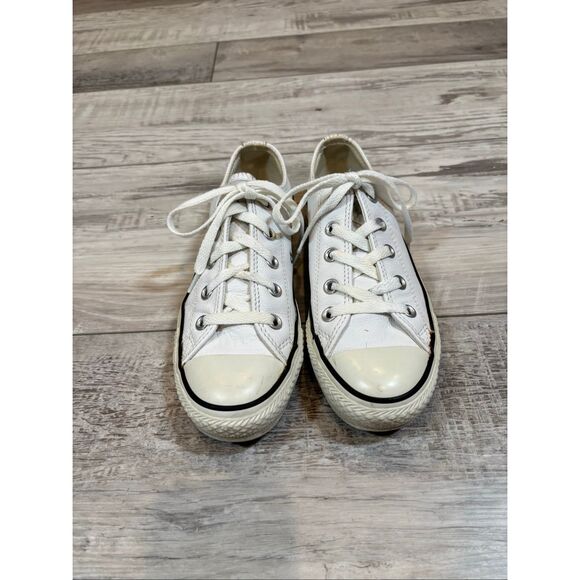 Converse Chuck Taylor All-Star Low Top White Leather Sneaker Size 6 - Picture 2 of 12
